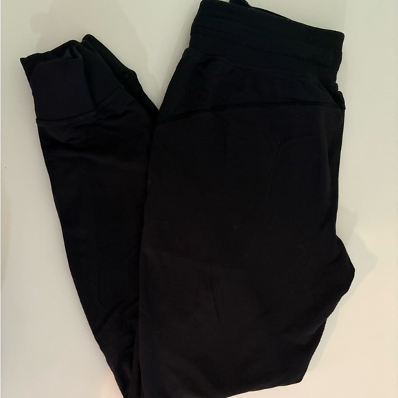 Ready to Rulu Slim-Fit High-Rise Jogger *Full Length - Black size 6 - Picture 2 of 3